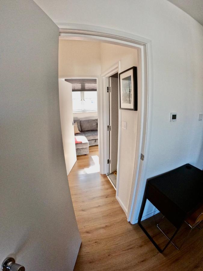 Lovely One Bedroom Flat Londra Exterior foto